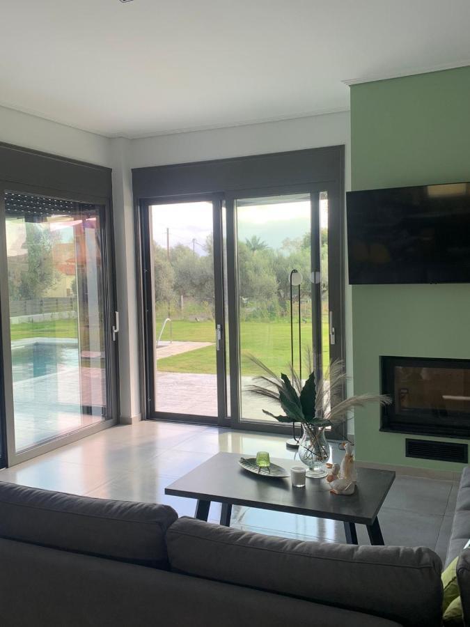 Nostos Luxury Villas With Private Pool In Nafpaktos Exterior photo