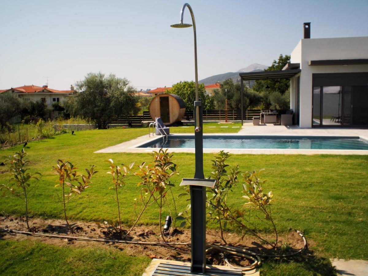 Nostos Luxury Villas With Private Pool In Nafpaktos Exterior photo