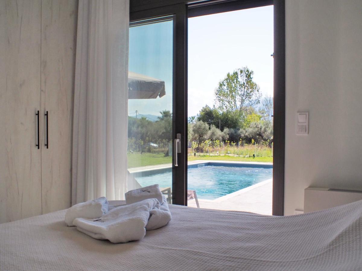 Nostos Luxury Villas With Private Pool In Nafpaktos Exterior photo